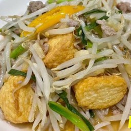 ผัดถั่วงอกเต้าหู้ไข่หมูสับ  (กับข้าว)