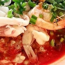 ก๋วยเตี๋ยวเย็นตาโฟต้มยำทะเล