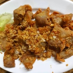 ไส้หวานทอดกระเทียม