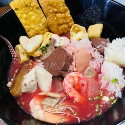 Lahmun Kitchen, Railway Side