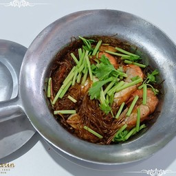 กุ้งอบวุ้นเส้น