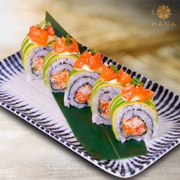 SALMON AVOCADO ROLL (14021)