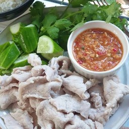 หมูลวกจิ้ม + ซีฟู้ด
