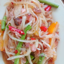 ส้มตำคอหมูย่าง