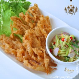 ยำเห็ดเข็มทอง
