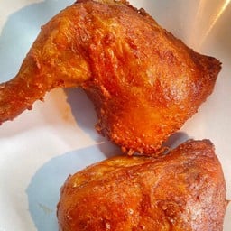 ไก่ทอดหาดใหญ่(ชื่อร้านนัสรีนไก่ทอดหาดใหญ่) 1