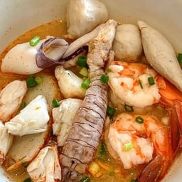 เกี๊ยวหนองบัว Kiew Nong Bua วังหลัง Wang Lang