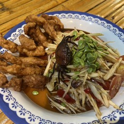 ตำเซตหมูทอด (ตำปูปลาร้า,หมูทอด)