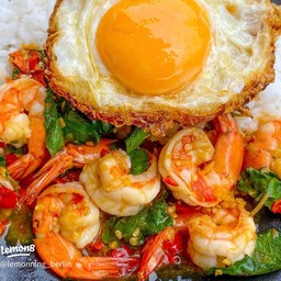 กระเพรากุ้ง