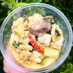 ขนมจีน แกงเขียวหวานไก่ ไร้กระดูก