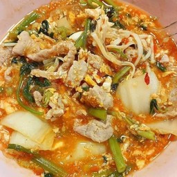 สุกี้น้ำหมู