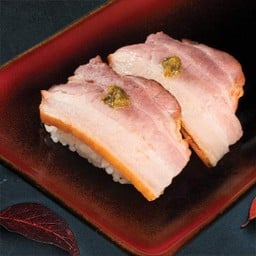 Wagyu Bacon Nigiri Sushi (2×3 ชิ้น) 和牛・ベーコンのにぎり寿司