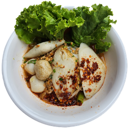 ก๋วยเตี๋ยวลูกชิ้นปลาต้มยำ ( น้ำ )