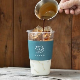 ลาเต้เย็น (Iced Latte)