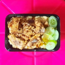 อกไก่กระเทียม