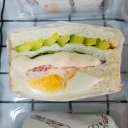 แซนด์วิชซิ่ง by แม่ตรัยคุณ ตลาดสี่มุมเมือง รังสิต