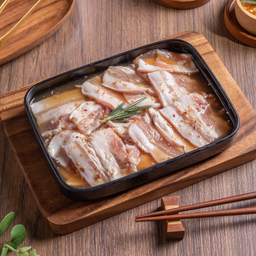 หมูสามชั้นหมัก Pork belly 五花肉