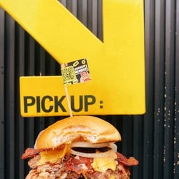 Smash Brothers Burgers สแมท เบอร์เกอร์