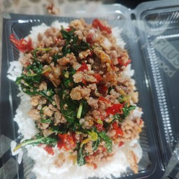 ร้านกุ๊กหนุ่ม