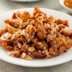 ทอดกระเทียมพริกไทย