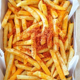 เฟรนช์ฟรายส์คลุกฝุ่น หลากหลายรสชาติ  ไซส์ L ใหญ่จุกๆ