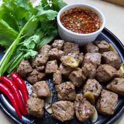 Grilled Wagyu With Thai Spicy Sauce