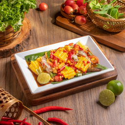 ตำข้าวโพดกุ้งสด Sweet Corn  Raw shrimp Somtam 玉米鲜虾青木瓜沙拉