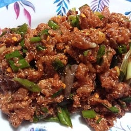 แหม่ม จิ้มจุ่ม