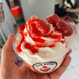 วิปล้วน สตอเบอร์รี่
