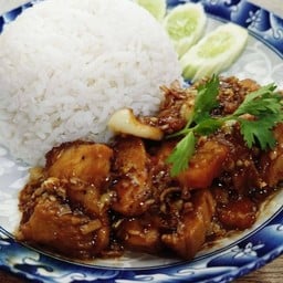 หมูนุ่มผัดเต้าซี่น้ำมันงา