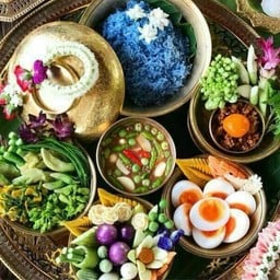 ร้านเจ๊ขวัญอาหารเหนือ - วิชิต ตลาดนัดนาคา