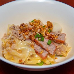 เกี๊ยวหมูกรอบ