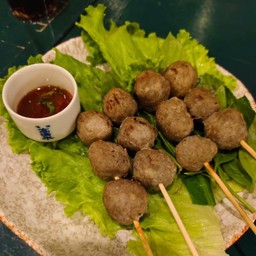 ลูกชิ้นปิ้ง เนื้อ