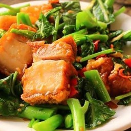 ครัวอิ่มอร่อย หน้าตลาดเฮียโก๊ะ