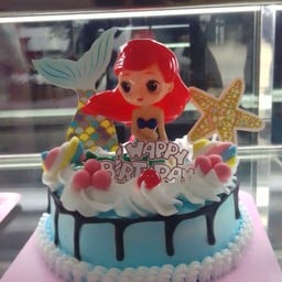 เค้กนมสดสีฟ้าโมเดลแฮเรียล