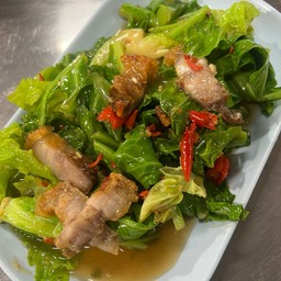 แขนงหมูกรอบ