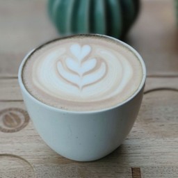 HoujiCha Latte -Hot