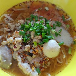 ก๋วยเตี๋ยวหมูต้มยำสูตรมะนาวสด