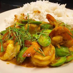 เครื่องแกงกุ้งผัดสะตอ ราดข้าว