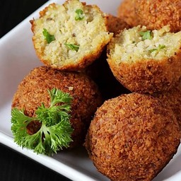 3 Falafels