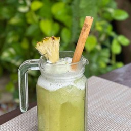 Salt.Magic Pineapple Mint Electrolyte Slushy