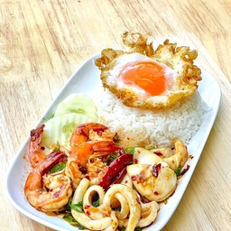 ข้าวกะเพราทะเล