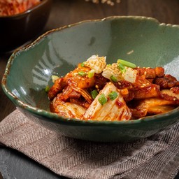 หมูสามชั้นผัดกิมจิ