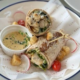 Chicken Caesar Wrap (Lm)