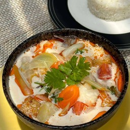 Vegetable & Tofu Coconut milk (Tom Kha)
