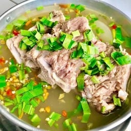 ต้มเล้งแซ่บ