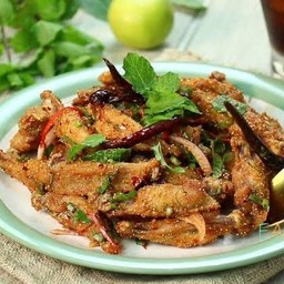 น้ำตกไก่ย่าง