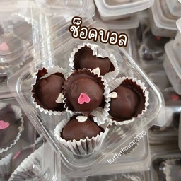 ช็อคบอล 5 ลูก ขนาดเท่าตัวแม่โป้งค่ะ