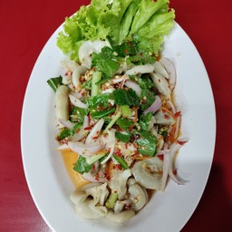 ยำไส้ตัน