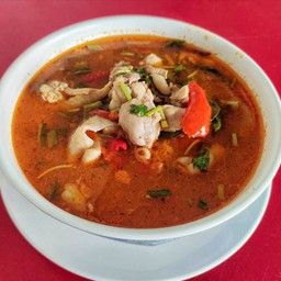 ต้มยำไก่ชิ้นน้ำข้น